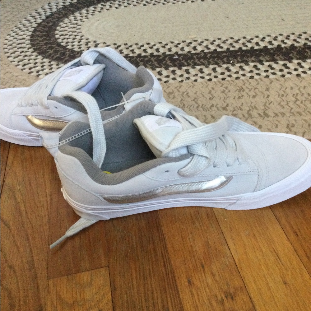 Vans gray Knu Skool sneakers - Picture 9 of 10